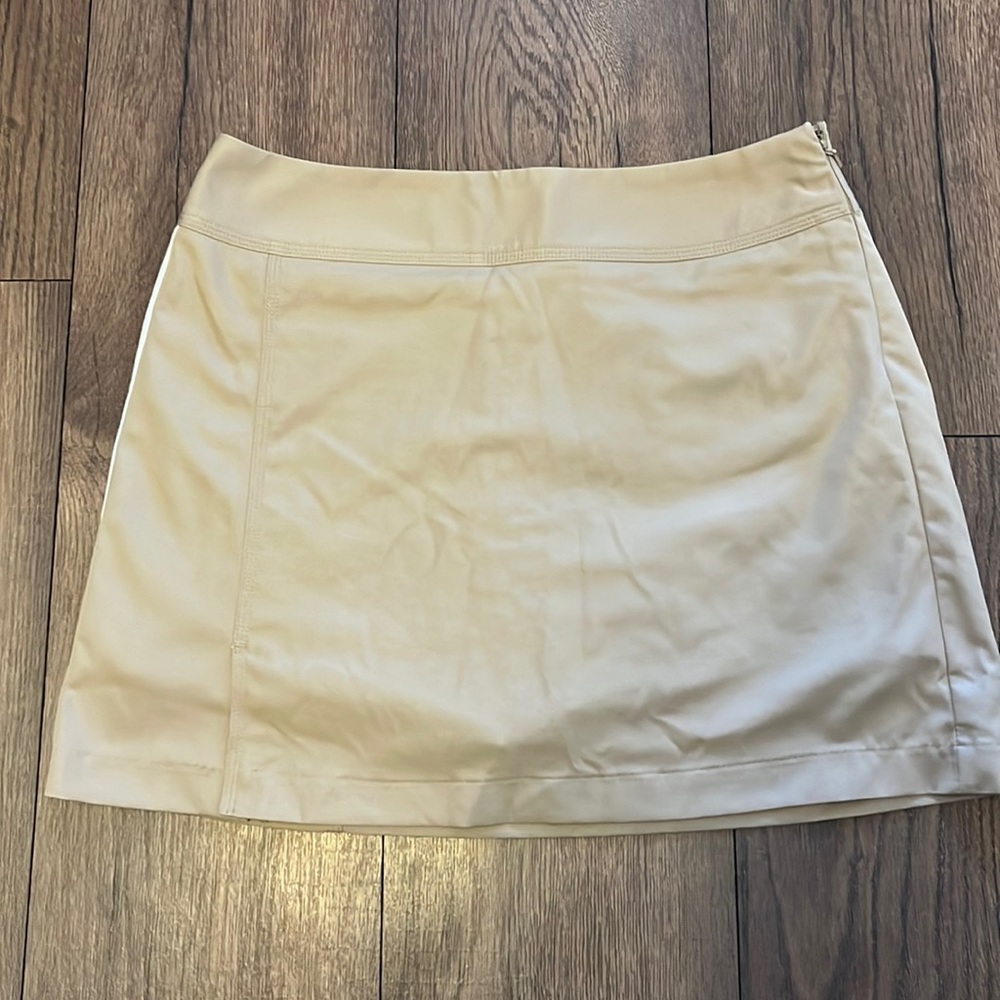 Adidas clima cool beige/tan athletic skort size 2